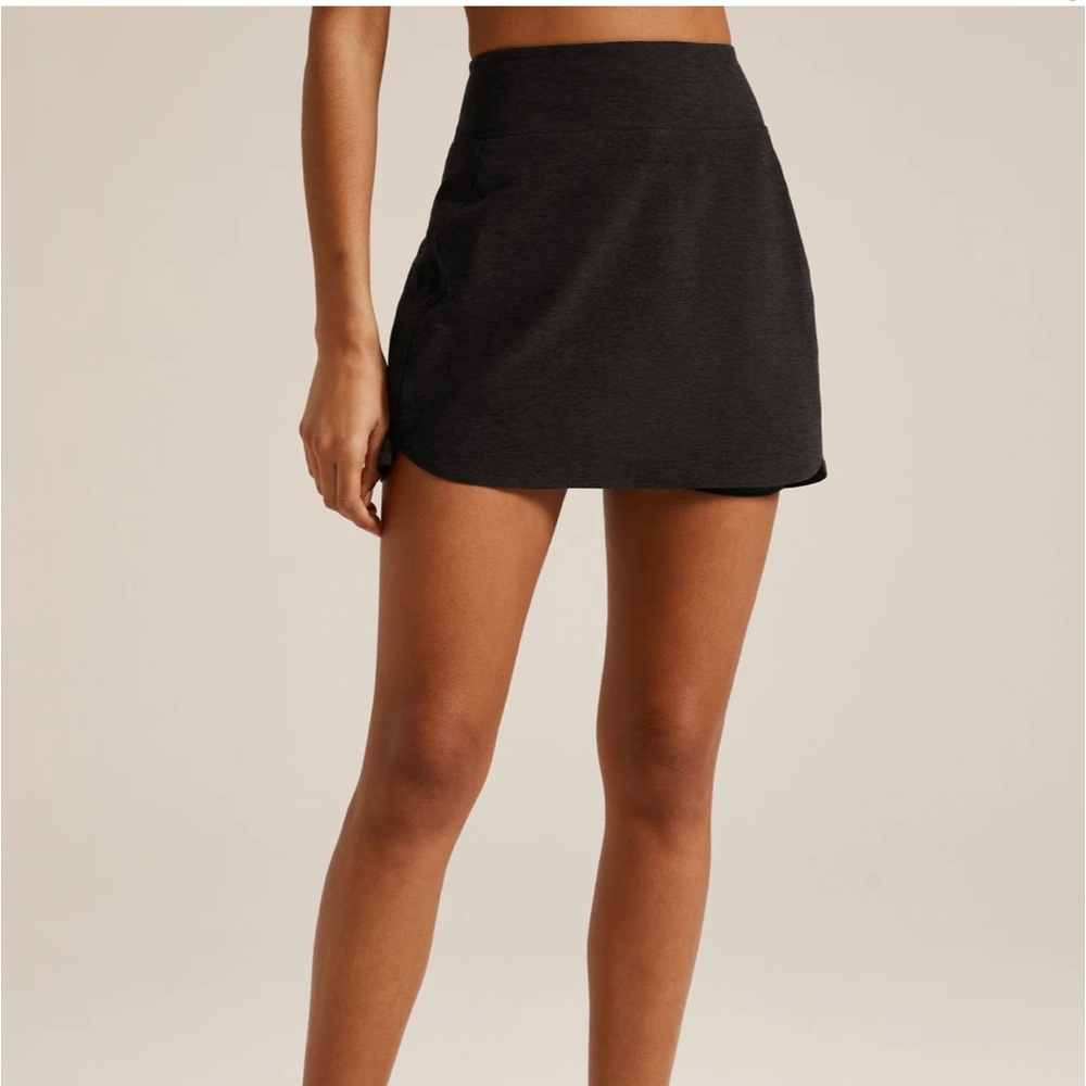 Beyond Yoga Black Pleated Skater Mini Skirt